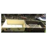 Car top luggage carrier