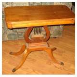 Lyre table
