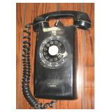 Old Dial Telephone, Operates