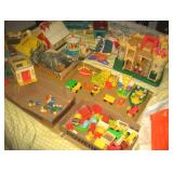 Approx 65 Vintage Fisher Price Play Family 