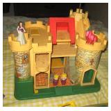 Play Family Castle