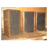 3 EPI Speakers Epicure Newburyport, Mass