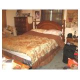 5 Piece Thomasville Bedroom Set, Ignore Room Smalls