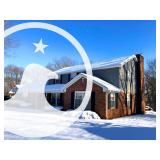 Furniture, Antiques, Collectibles, Everyday Items, + More in Zionsville Sale