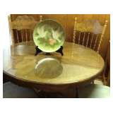 Oak kitchen table w/leaf & 4 chairs
