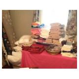 Linens, Towels