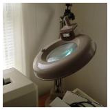 Magnifying Light