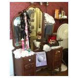 Precious vanity