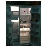 w/ ice maker