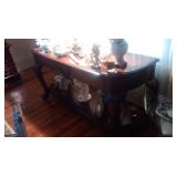 console table 500.