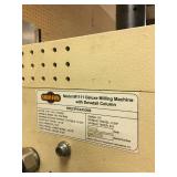 Shop Fox Model M1111 Deluxe Milling Machine with Dovetail Column & Accessor...  