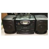 MAGNAVOX AM/FM, CD, CASSETTE PLAYER  
