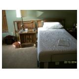 Twin tempur-pedic adjustable bed