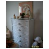 Wicker 5 drawer dresser