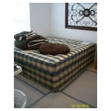 King bed with 4 under bed storage drawers