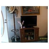 coat rack , 32" TV and stand