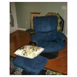 Recliner chair and ottoman