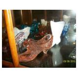 Pictures of glass and porcelain slipper/shoe collection