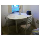 Dinette with 2 chairs