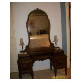 Vintage Vanity has bench seat
