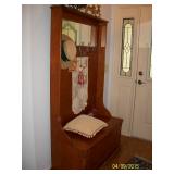 Hall tree/bench