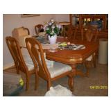 K.S. Summit A AmericanDining Table with 2 leaf / 8 chairs and pads