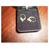 Pr. 14 k and diamond earrings