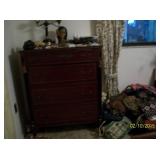 Northern Furniture Co. of Sheboygen, Wisc. 4 drawer dresser