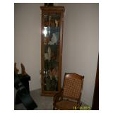 1 of 3 tower curio(s) lighted