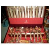 William Rogers & Son AA plate flatware set