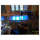 National Rotary sewing machine and cabinet