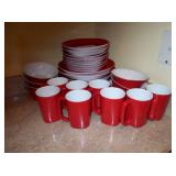 32pcs. Rachel Ray Dinnerware