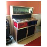 SEEBURG STEREO SHOWCASE JUKE BOX