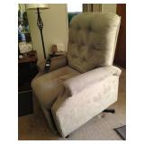 BERKLINE LIFT CHAIR