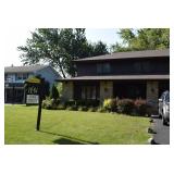 Cait's Flossmoor Estate Sale 