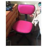 pink desk chair 