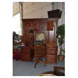 desk with hutch 