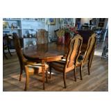 dining table/6 chairs