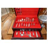 silverware set