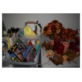 Seasonal decor, candles