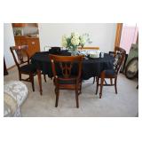 dining room table with 6 chairs 