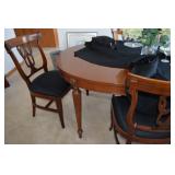 dining room table with 6 chairs