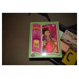 Vintage dolls - Storybook Small talk by Mattel 