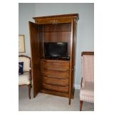 Entertainment center