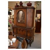 Vintage cabinet