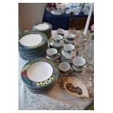 Christopher Staurt Fine China Set