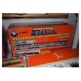 Lionel Passenger Car Expansion Pack Pennsylannia Flyer