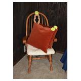 Chair w Pillow