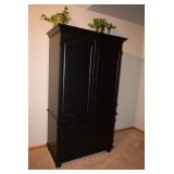 Entertainment Unit/Armoire