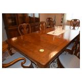 Baker Furniture Large Dining Room Table W/Leaves, 10 Chairs, & Table Pad